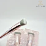 نمای نزدیک سر براش کانتور چرب و کرم‌پودر مدل L1 با موهای متراکم